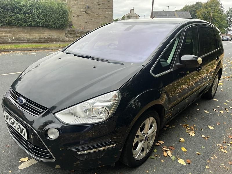 Used Ford S-MAX Titanium 2010 Black MPV