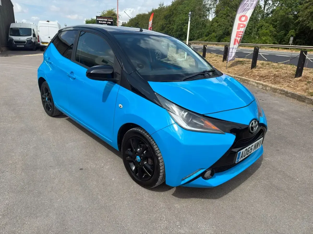 Used Toyota Aygo X-cite 2015 Blue Hatchback