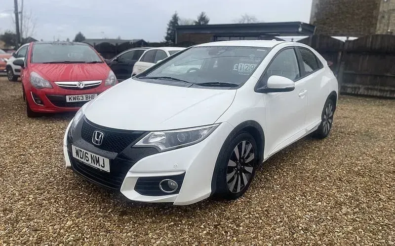 Used Honda Civic SE Plus 141 HP (103 kW) 2016 Hatchback