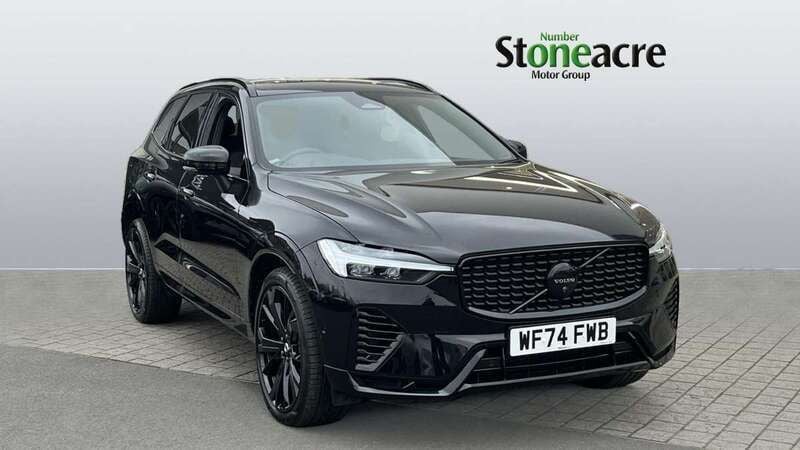 Black Used 2024 Volvo XC60 Plus SUV | £41,763 (Fair price) - Image 1/4