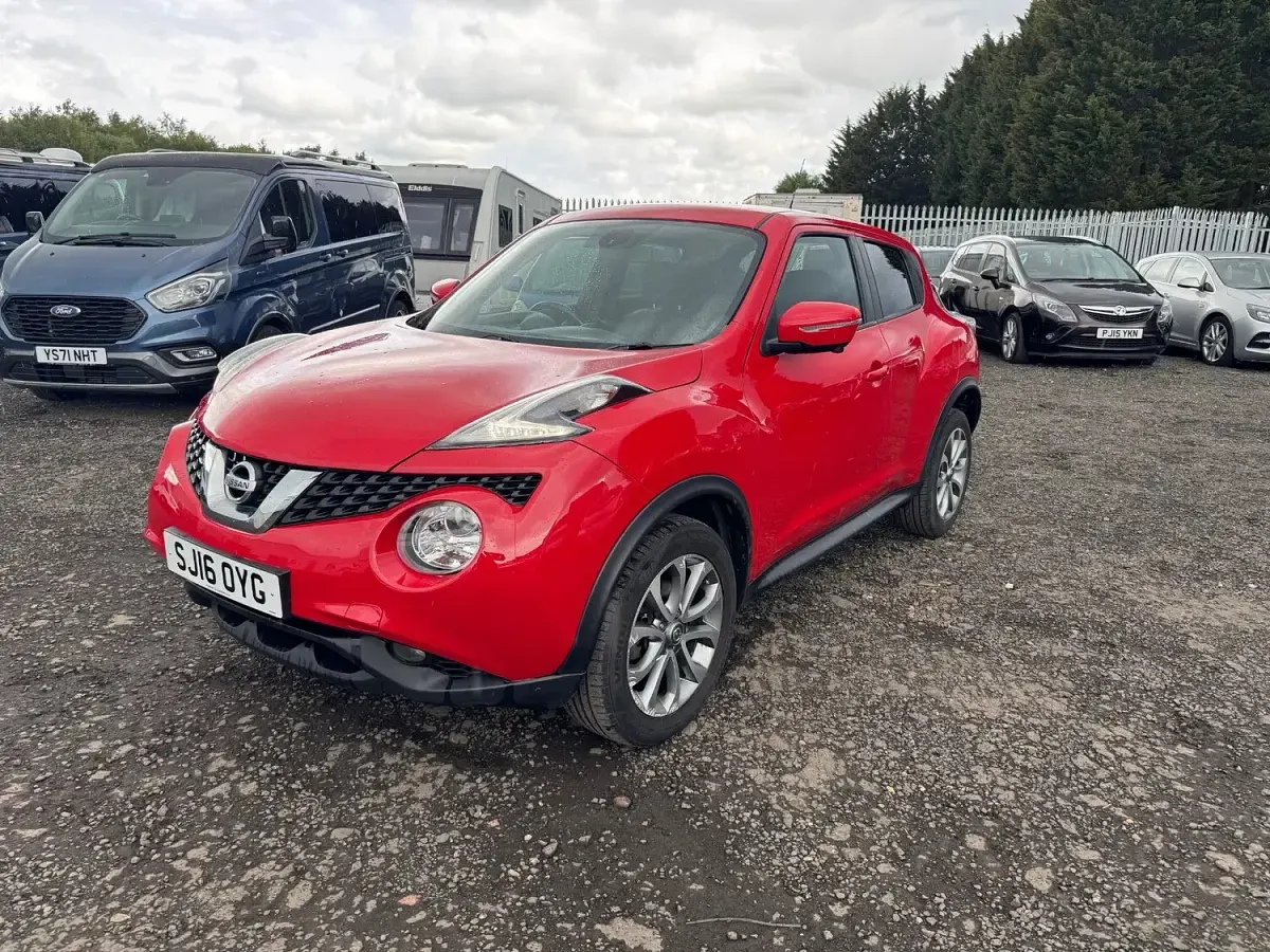 Used Nissan Juke Tekna 2016 Red SUV