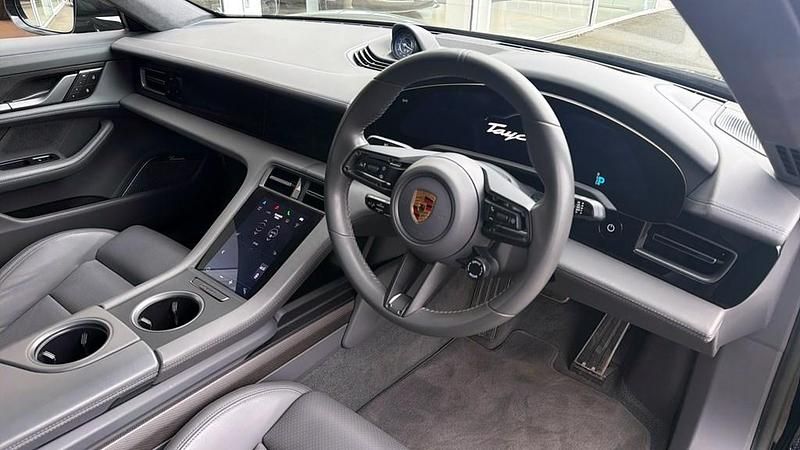 Used Porsche Taycan 559 kW (761 HP) 2022 Sedan