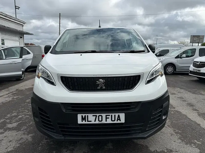 Used Peugeot Expert 100 HP (73 kW) 2020 White Van