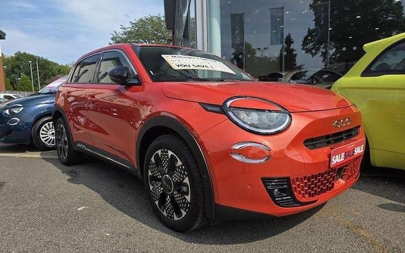 New 2025 Fiat 600E La Prima Hatchback | £26,997 (Expensive) - Image 1/4