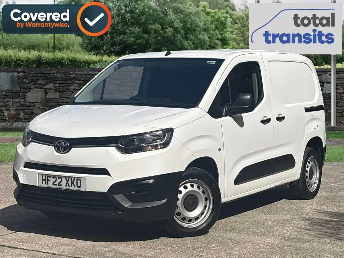 Used Toyota Proace Active 120 HP (88 kW) 2022 White MPV