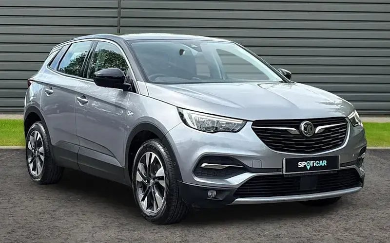 Second-hand Vauxhall Grandland X Sport 131 CP (96 kW) 2019 SUV