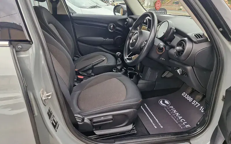 Used Mini Cooper Hatch 116 HP (85 kW) 2016 Grey Hatchback