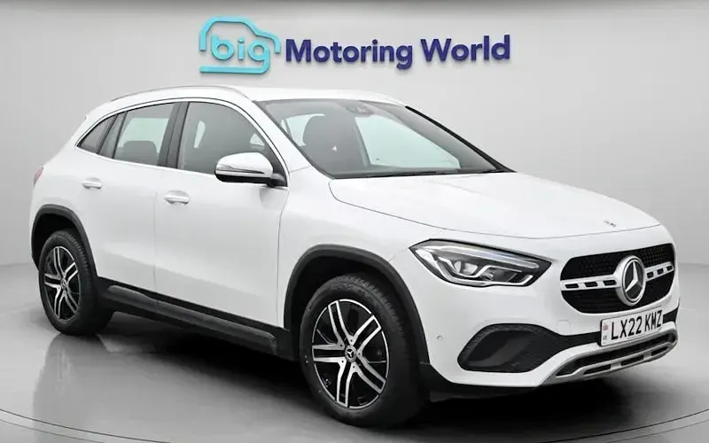 Used Mercedes GLA200 Executive 163 HP (119 kW) 2022 SUV