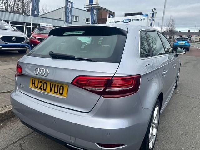 Begagnad Audi A3 Advanced 204 HK (150 kW) 2020 Sedan