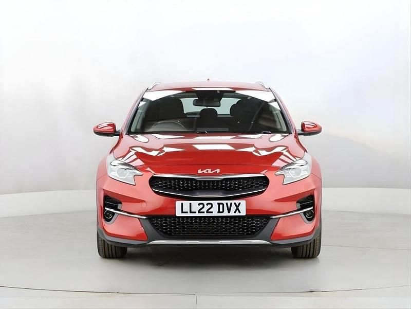 Used Kia XCeed 118 HP (86 kW) 2022 Red SUV