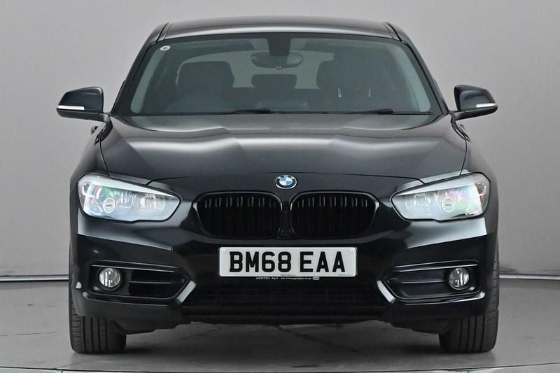 Used BMW 118 Sport Line 136 HP (100 kW) 2019 Black Hatchback
