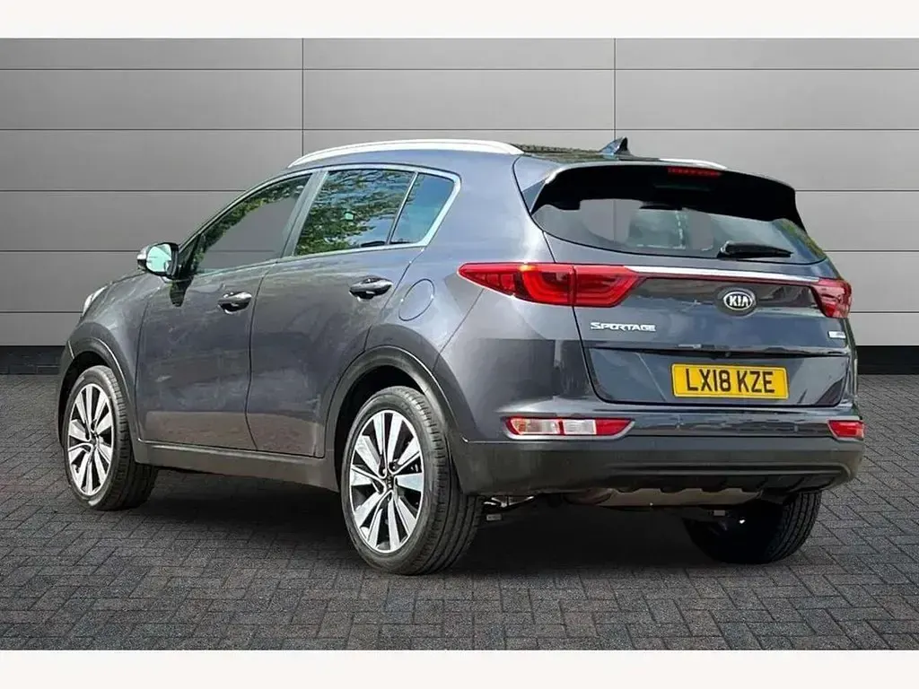 Begagnad Kia Sportage 115 HK (84 kW) 2018 Silver SUV