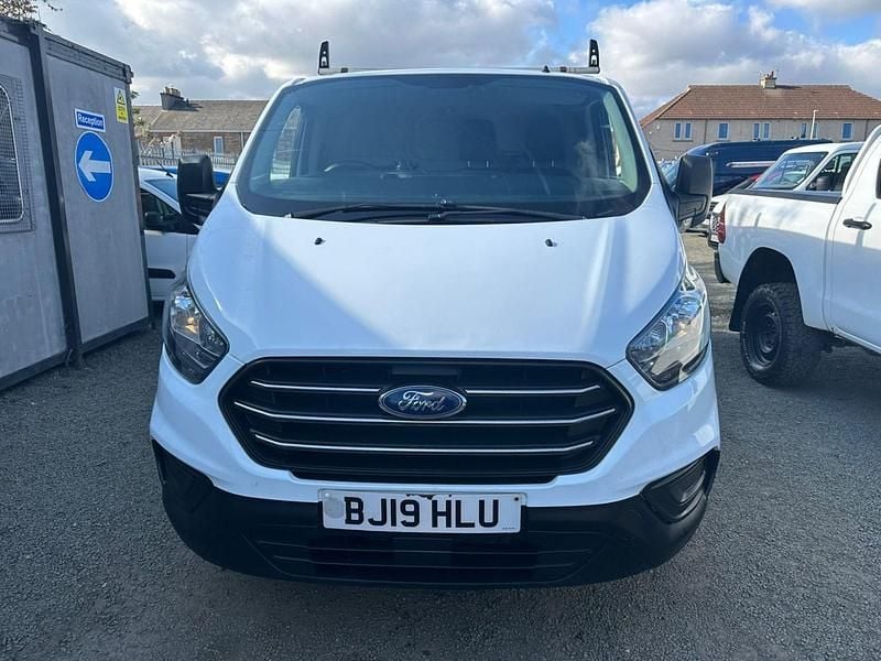 Used Ford Transit Custom 105 HP (77 kW) 2019 White Van