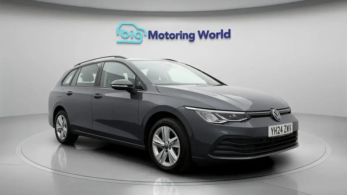 Used VW Golf VIII S 116 HP (85 kW) 2023 Estate