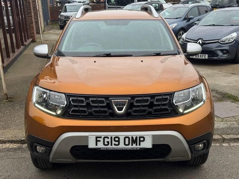 Used Dacia Duster Comfort 115 HP (84 kW) 2019 Orange SUV