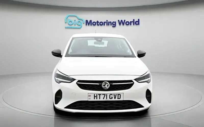 Second-hand Vauxhall Corsa Edition 75 CP (55 kW) 2022 Alb Hatchback