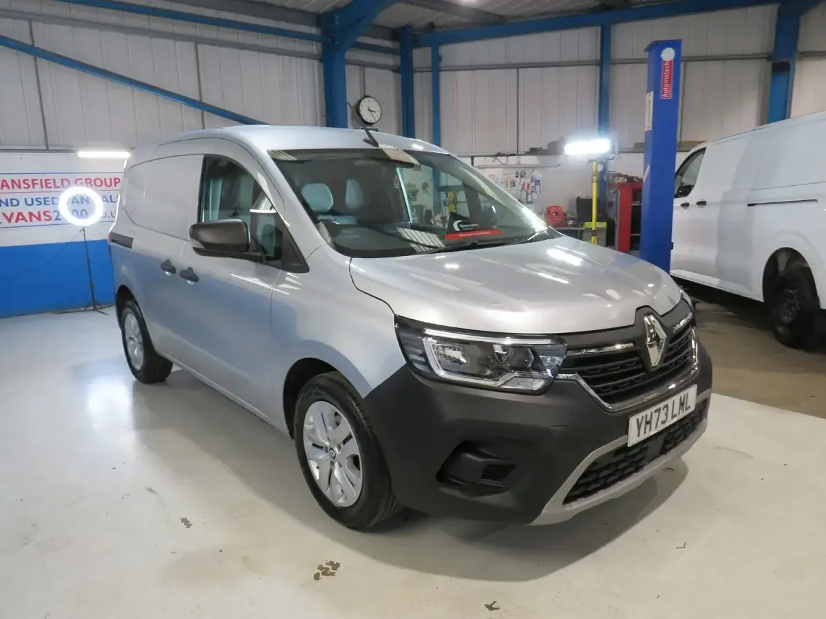 Used Renault Kangoo 94 HP (69 kW) 2023 Grey MPV
