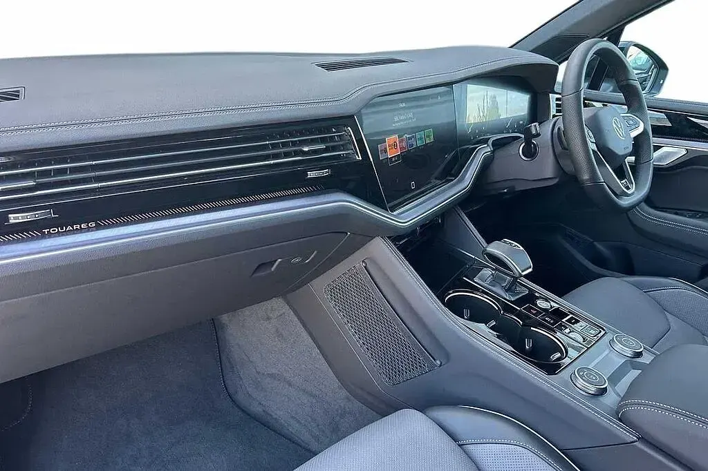 Used VW Touareg Black Edition 286 HP (210 kW) 2026 Silicon grey SUV