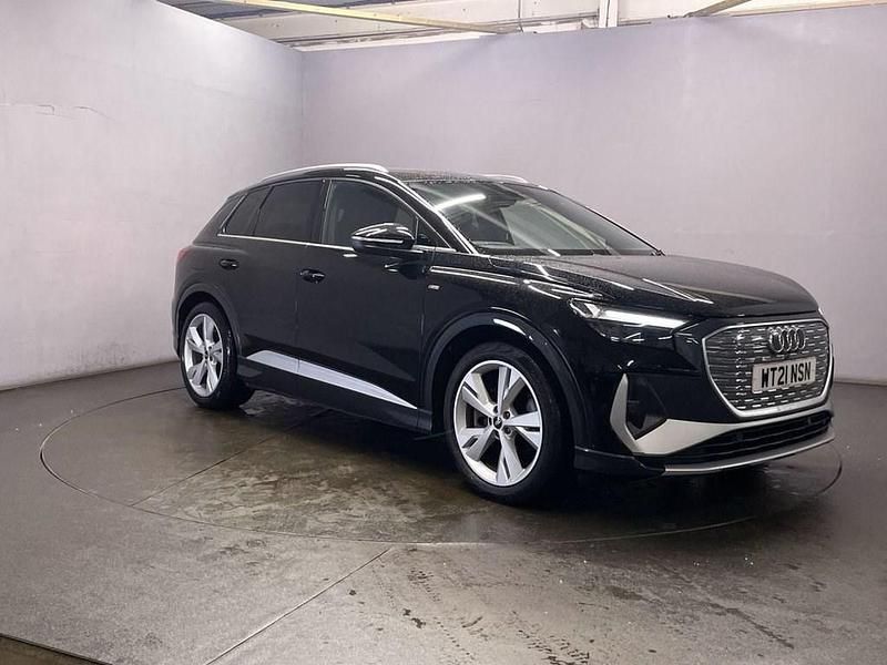 Second-hand Audi Q4 e-tron S-Line 150 kW (204 CP) 2021 Negru SUV