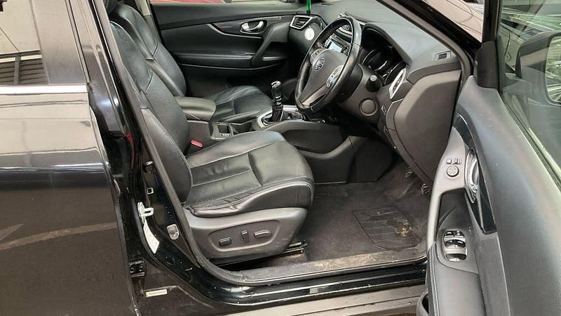Used Nissan X-Trail S 130 HP (95 kW) 2014 Black SUV