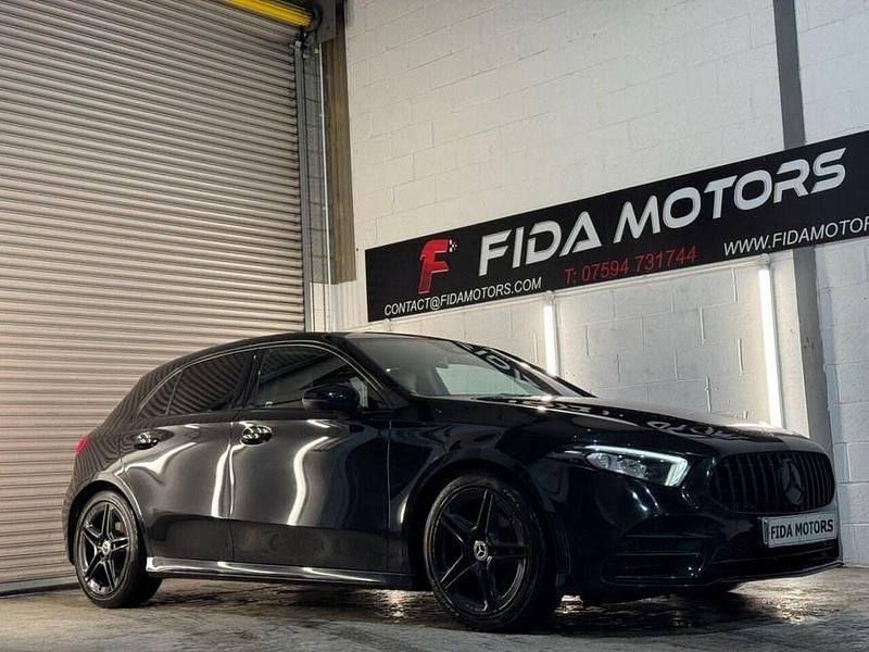 Used Mercedes A180 AMG line 116 HP (85 kW) 2018 Black Hatchback