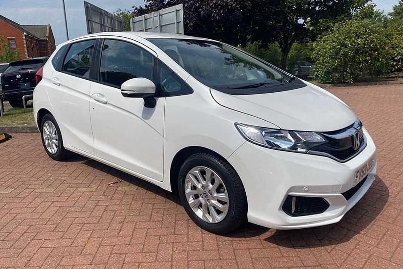 White Used 2020 Honda Jazz SE Hatchback | £12,750 (Fair price) - Image 1/1