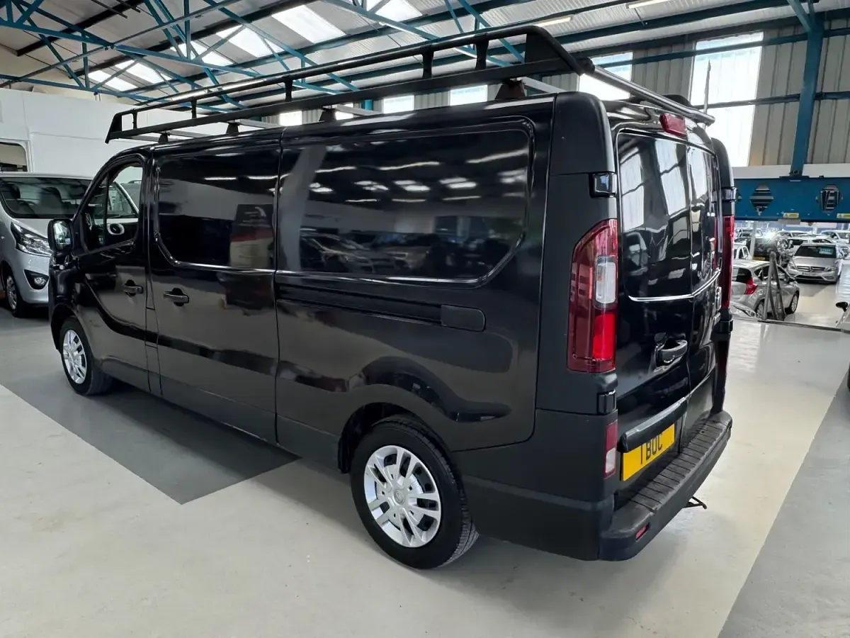 Used Fiat Talento 2017 Black MPV