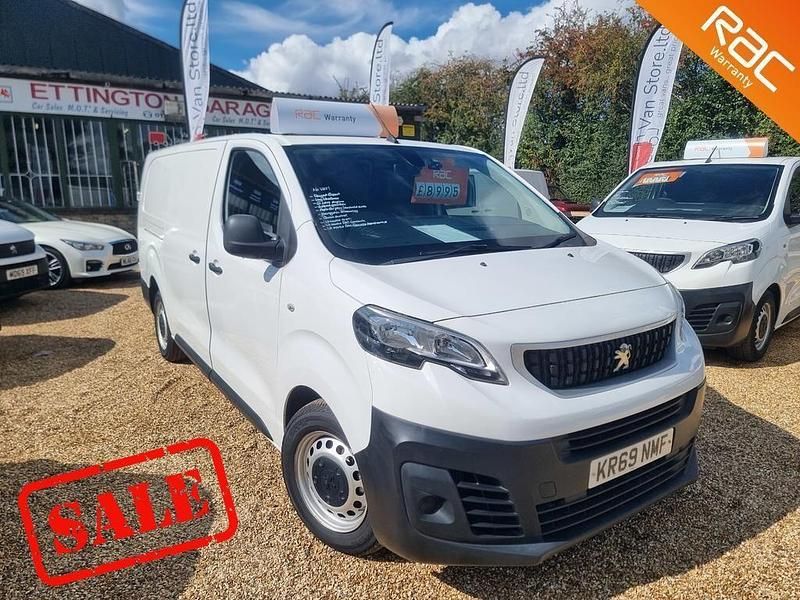 White Used 2019 Peugeot Expert S Van | £7,000 - Image 1/4