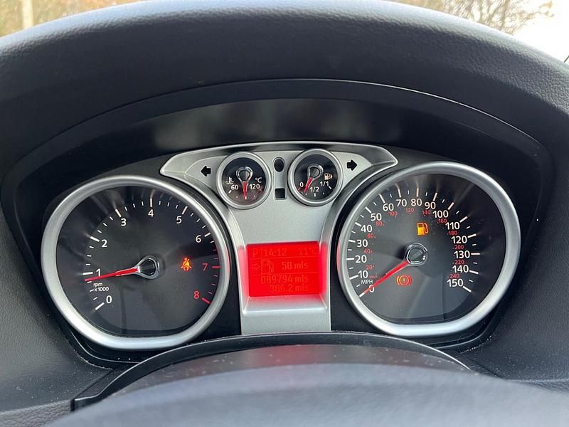 Used Ford Focus Zetec 2010 Grey Hatchback