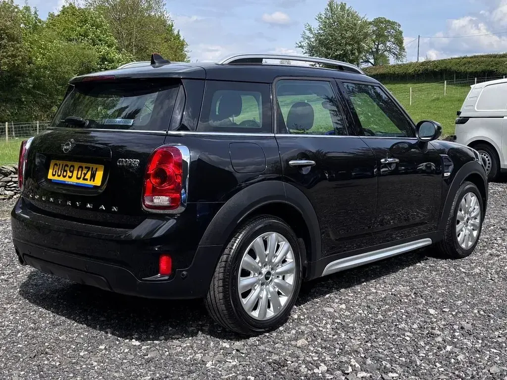 Used Mini Cooper Classic 136 HP (100 kW) 2019 Black Hatchback