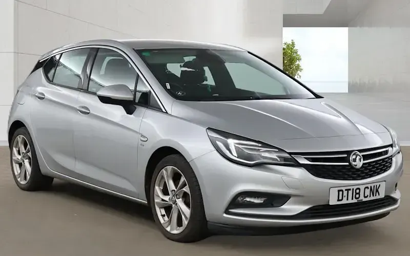 Used Vauxhall Astra SRi 110 HP (80 kW) 2018 Hatchback