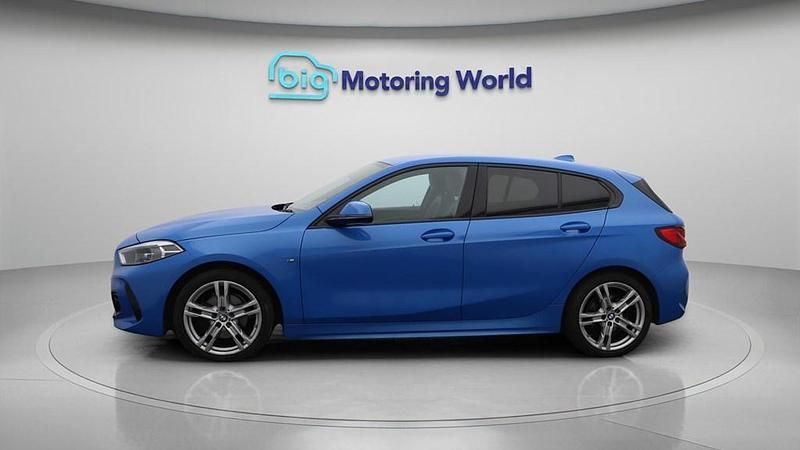 Used BMW 118 M Sport 136 HP (100 kW) 2023 Blue Hatchback
