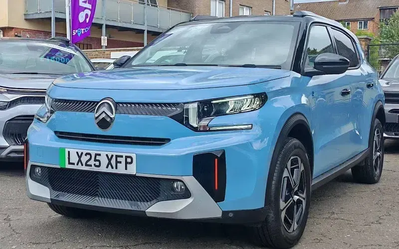 Used Citroën e-C3 83 kW (113 HP) 2025 Blue Hatchback