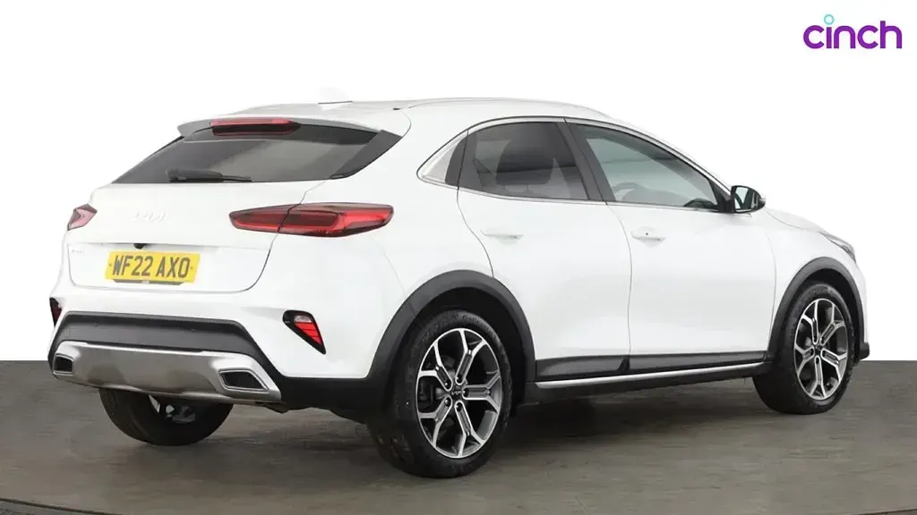 Used Kia XCeed 2022 White SUV