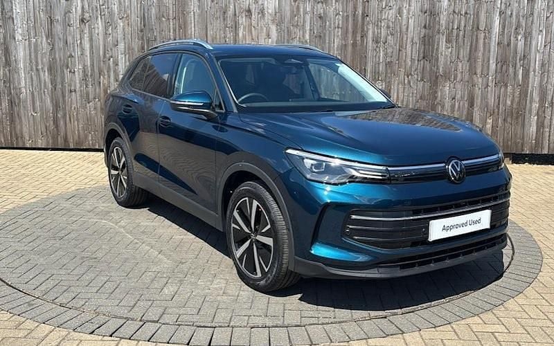 New 2025 VW Tiguan Life SUV | £30,999 (Good price) - Image 1/3