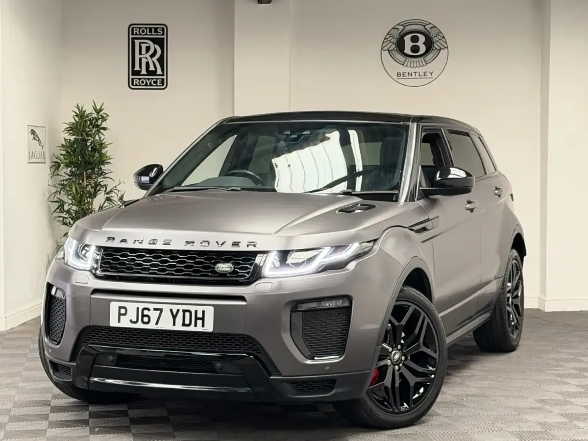 Used Land Rover Range Rover evoque HSE Dynamic 2017 Blue Estate