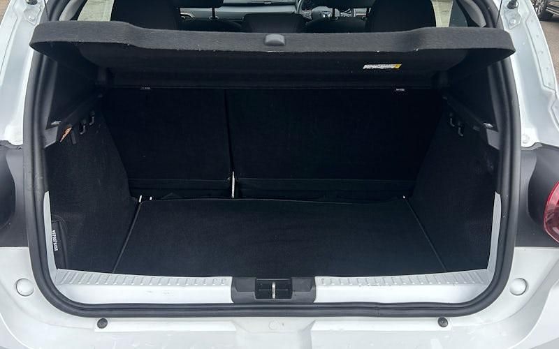 Used Dacia Sandero Essentiel 101 HP (74 kW) 2022 Hatchback