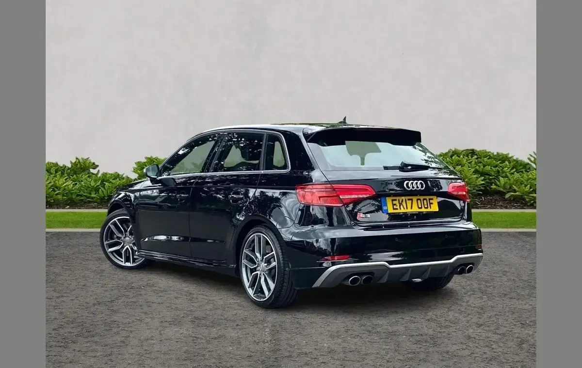 Begagnad Audi S3 Sportback 306 HK (225 kW) 2017 Svart Halvkombi