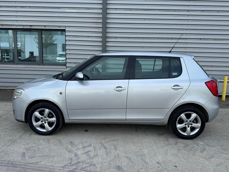 Used Skoda Fabia 105 HP (77 kW) 2009 Silver Hatchback