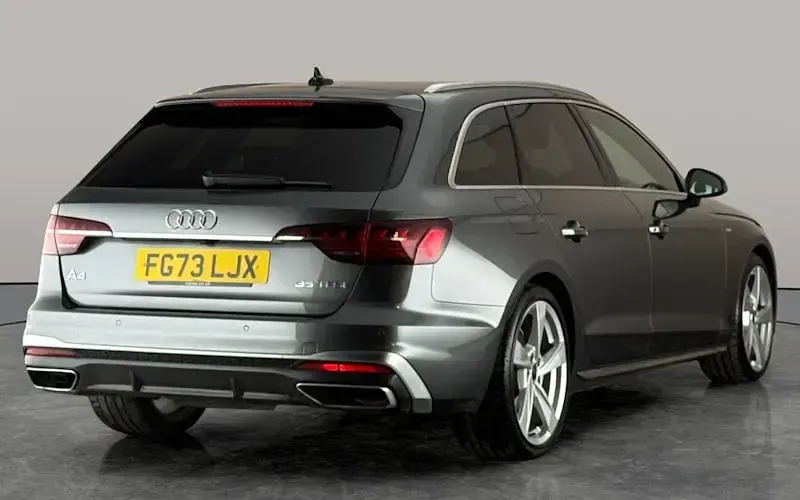 Used Audi A4 S-Line 150 HP (110 kW) 2023 Grey Estate