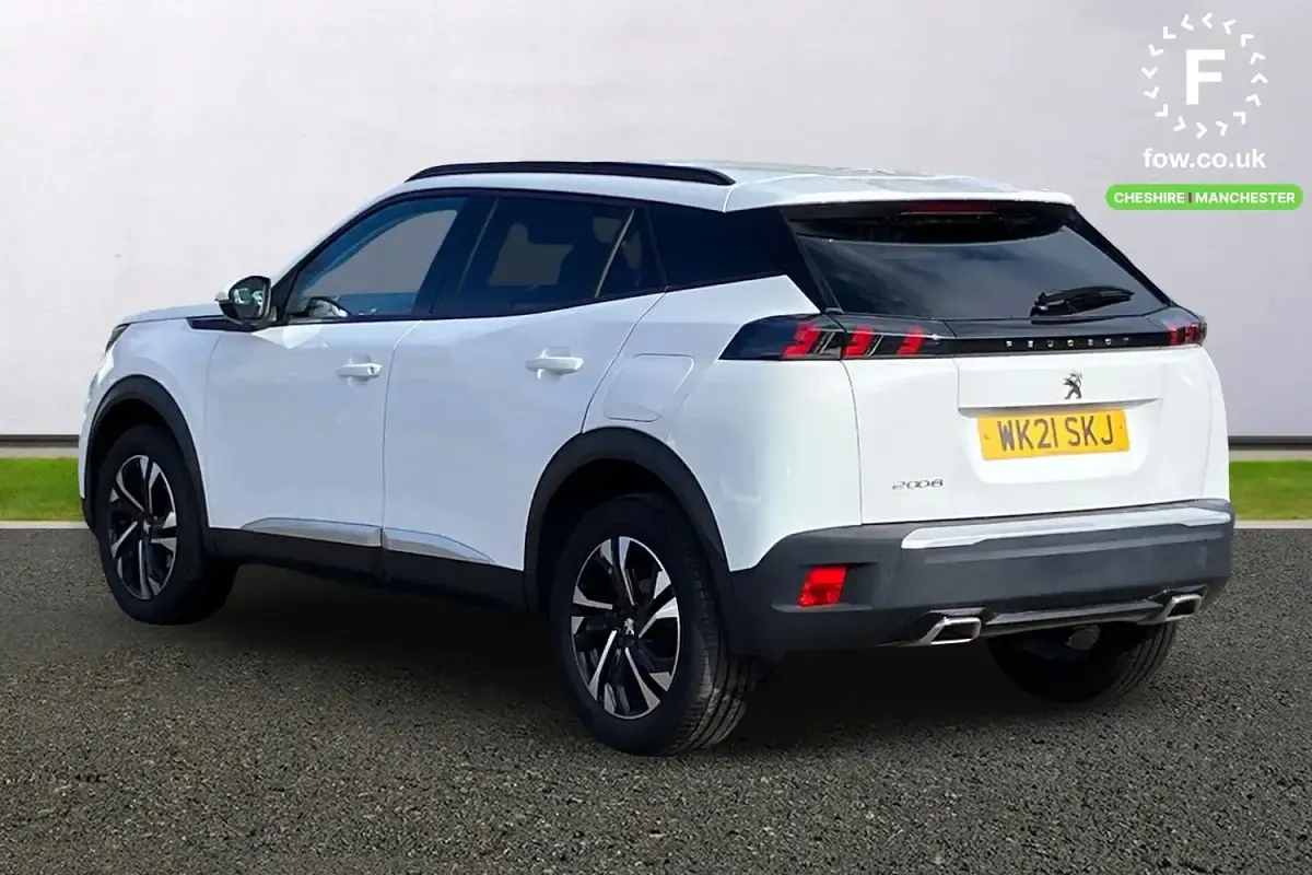 Second-hand Peugeot 2008 Allure Premium 131 CP (96 kW) 2021 Alb SUV