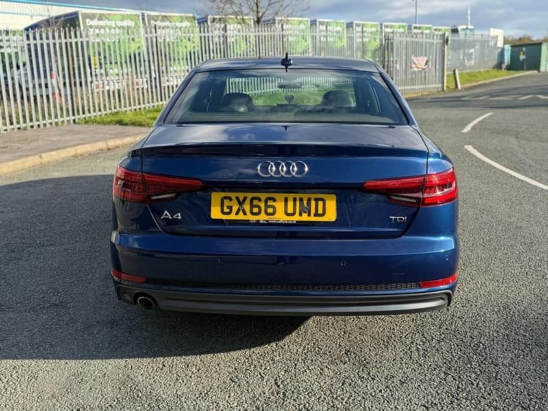 Begagnad Audi A4 S-Line 2016 Blå Sedan