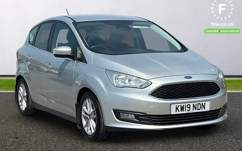 Käytetty Ford C-MAX Zetec 101 HP (74 kW) 2019 Tila-auto