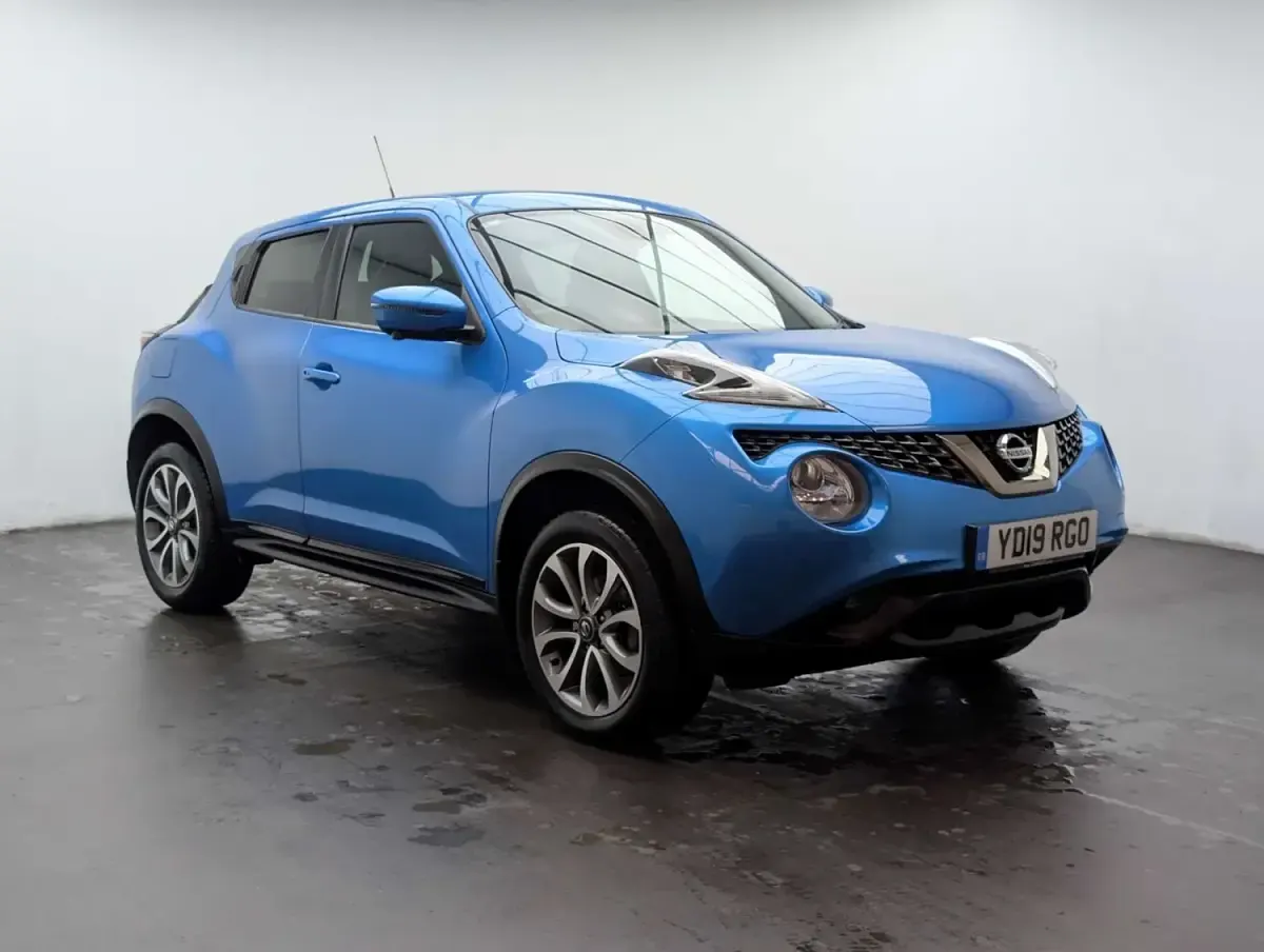 Begagnad Nissan Juke Tekna 113 HK (83 kW) 2019 Blå SUV