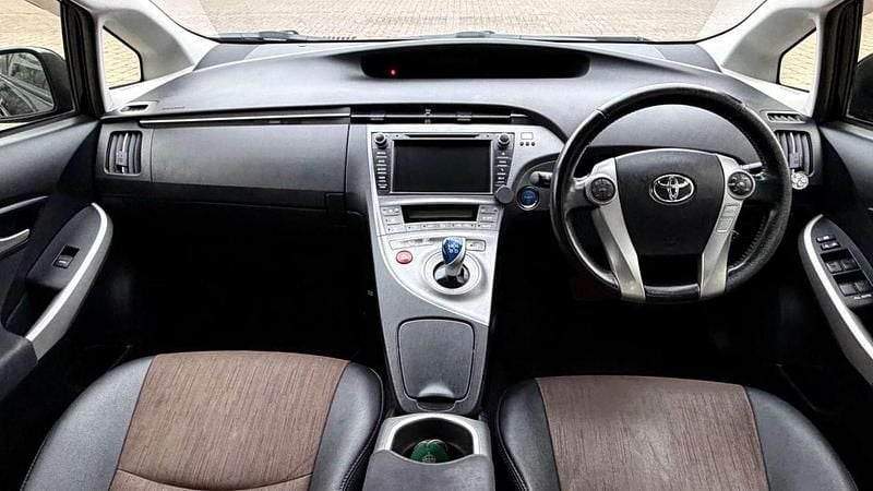 Used Toyota Prius 2019 Black Hatchback