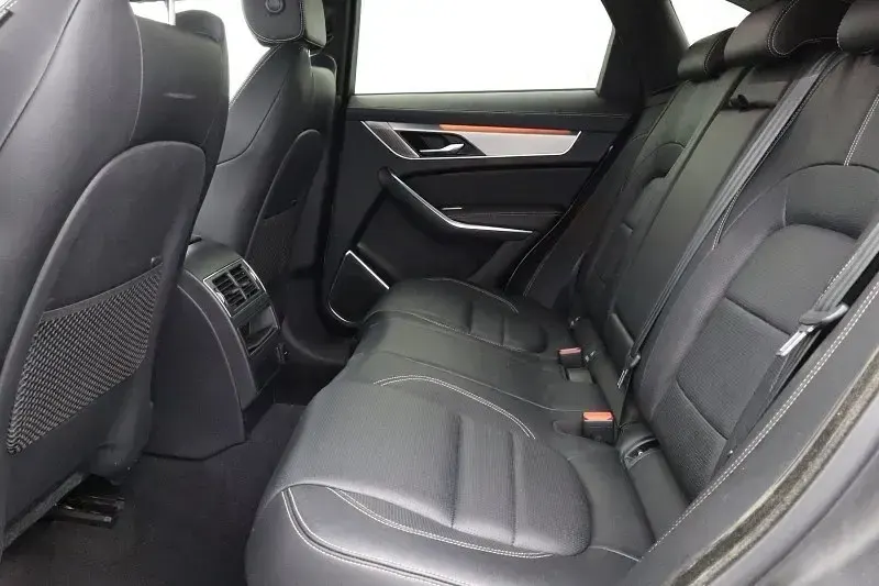 Begagnad Jaguar F-Pace R-Dynamic 2022 Vit SUV