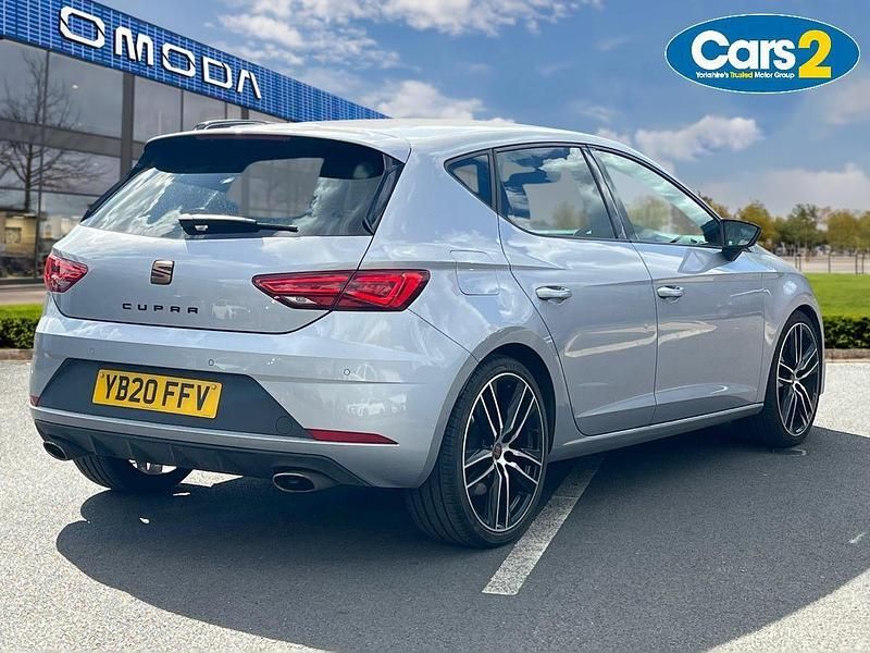 Used Seat Leon CUPRA 285 HP (209 kW) 2020 Silver Hatchback