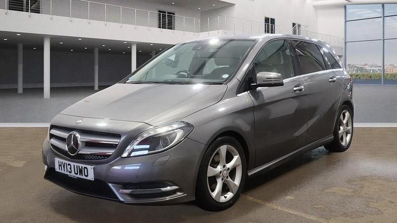 Used Mercedes B200 2013 Grey MPV