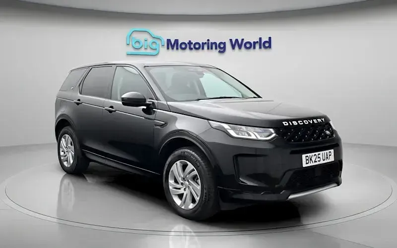 Used Land Rover Discovery 5 S 269 HP (197 kW) 2024 SUV