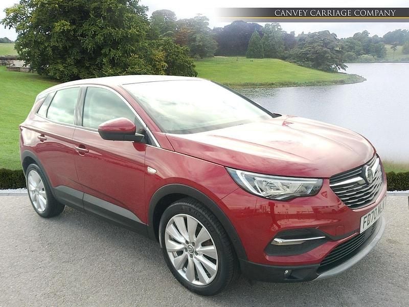 Used Vauxhall Grandland X Elite 130 HP (95 kW) 2020 Red SUV